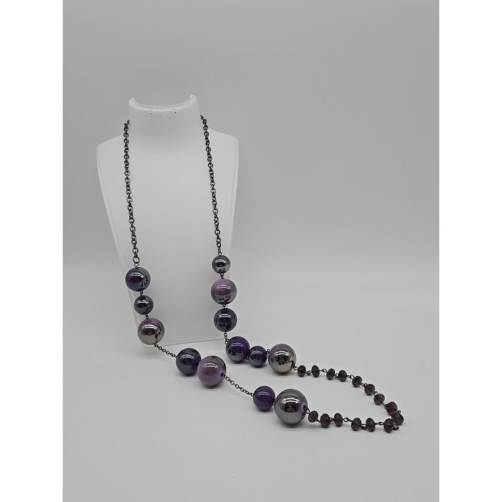 Chunky Purple Ombre Metallic Sheen and Facetted Beaded 36" Chain Necklace